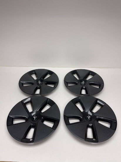 SET OF 4 OEM TESLA 2017-2019 HUBCAPS, USED