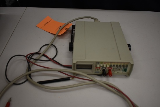 FLUKE 8012A DIGITAL MULTIMETER