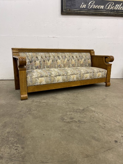 ANTIQUE MISSION STYLE TIGER OAK COUCH PULLMUN COACH