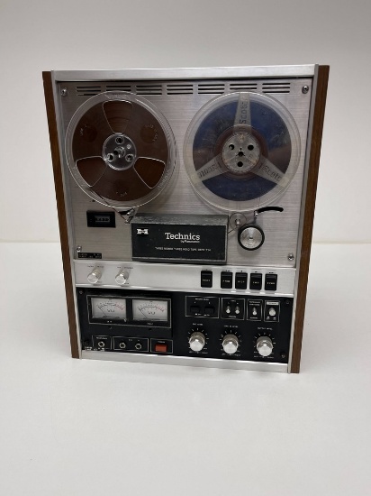 VINTAGE TECHNICS RS-714US REEL TO REEL TAPE