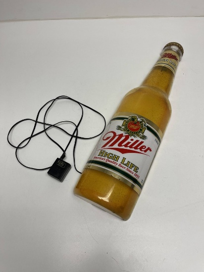 VINTAGE LIGHT UP MILLER HIGH LIFE BEER BOTTLE SIGN
