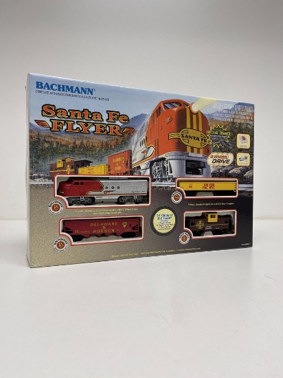 VINTAGE BACHMANN SANTA FE FLYER HO SCALE ELECTRIC
