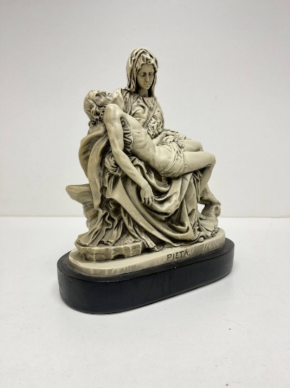 VINTAGE PIETA SCULPTURE MARWAL IND. INC MOTHER MARY