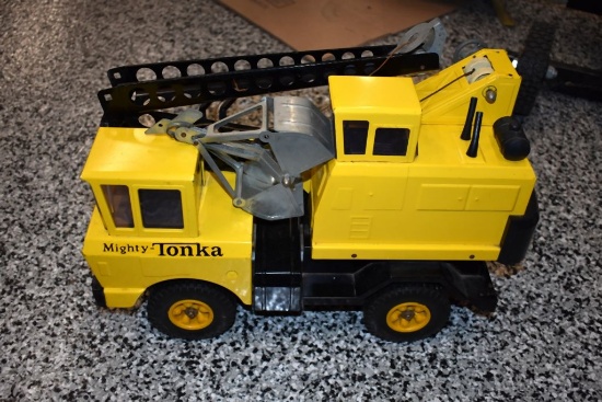 MIGHTY TONKA TOY SHOVEL TRUCK, NICE ORIGINAL CONDITION