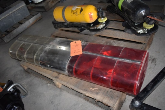 FEDERAL SIGNAL AERO DYNIC SIGNAL LIGHT BAR,