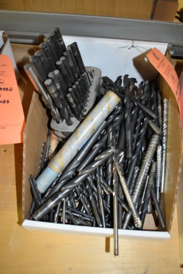 BOX OF ASSORTED DRILL BITS