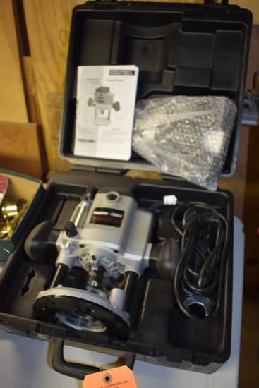 CORDED PORTER CABLE PLUNGE ROUTER MODEL 7529 WITH
