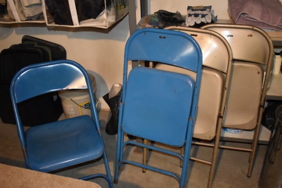 CARD TABLE AND (4) FOLDING CHAIRS