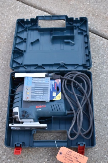 BOSCH MODEL JS470E JIGSAW WITH CASE