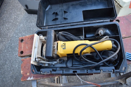 DEWALT PLATE JOINER MODEL DW682 WITH CASE