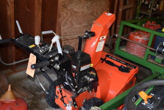 ARIENS DELUXE 24" SNOWBLOWER BRIGGS AND STRATTON