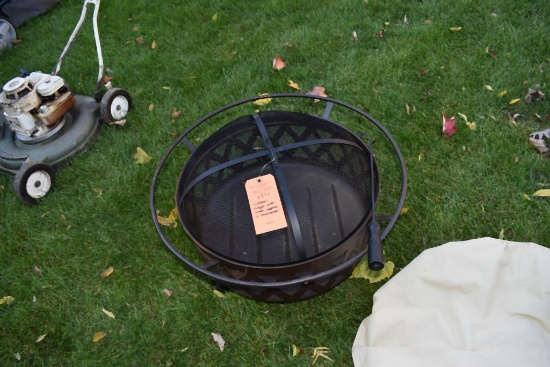 OUTDOOR FIREPIT WITH COVER, APPROX 2' DIAMETER