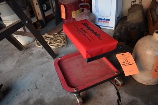 SNAP-ON STOOL TYPE FLOOR CREEPER