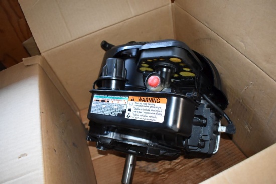 BRIGGS AND STRATTON GAS ENGINE, NEW IN BOX