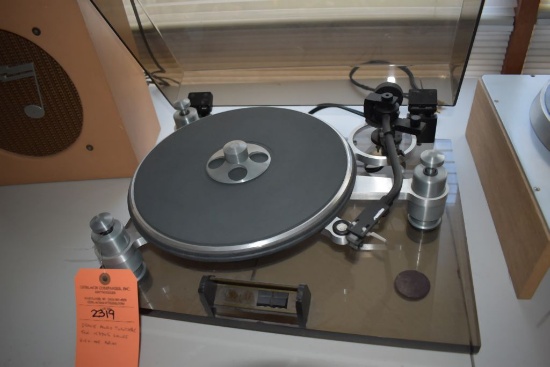 ORACLE AUDIO TURNTABLE, S/N: 157865, SHURE V15V-MR ARM
