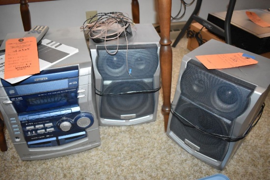 AIWA NSX-AJ300 COMPACT DISC STEREO SYSTEM WITH