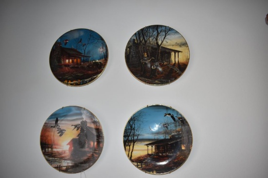 (4) BIRD PLATES AND HOLDERS/HANGERS, TERRY REDLIN,