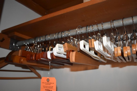 PANTS HANGERS