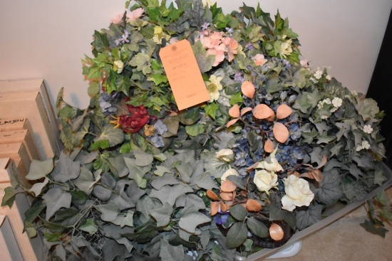 PLASTIC/SILK GREENERY IN BIN