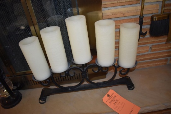 BLACK METAL CANDLE HOLDER WITH FIVE CANDLES