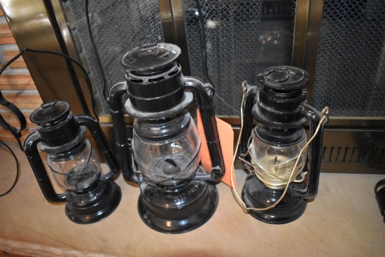 DIETZ LANTERNS, (2) SMALL AND (1) LARGE