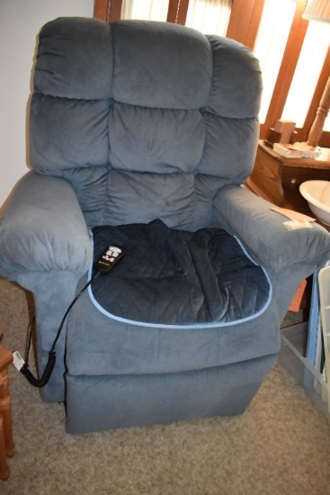 BLUE ELECTRIC POWERLIFT RECLINER