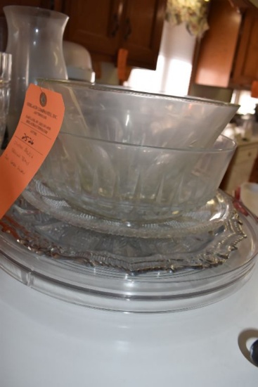 GLASS BOWLS AND SERVING TRAYS, INCLUDING LAZY SUSAN