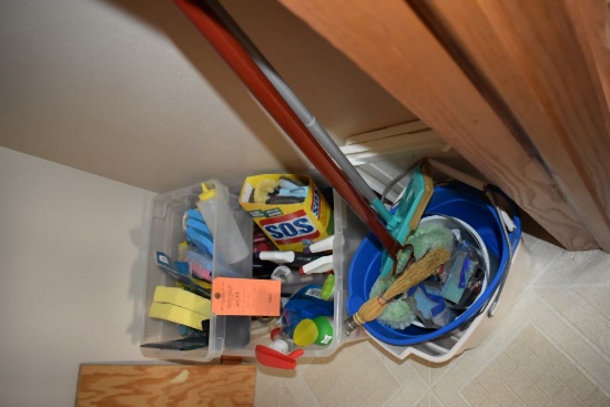 BINS, BUCKETS AND MOPS - CLEANING SUPPLIES