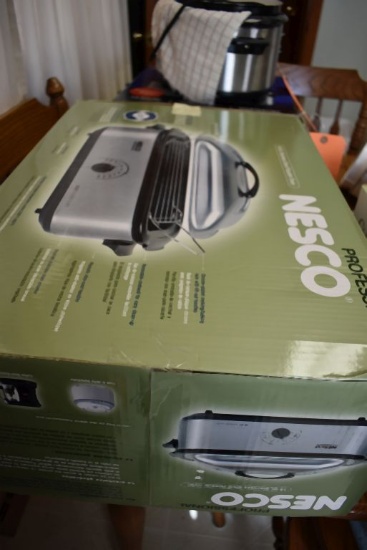 NESCO 18 QUART STAINLESS STEEL ROASTER OVEN