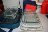 (7) MISC. SIZE PYREX GLASS BAKEWARE, SOME HAVE LIDS