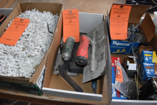 BOX OF TROWELS