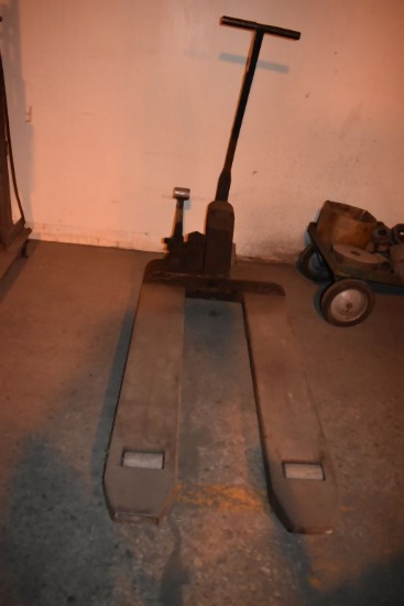 VINTAGE PALLET JACK