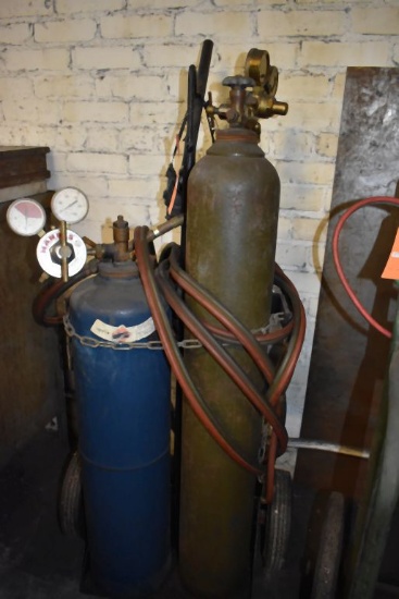 OXYGEN/ACETYLENE TORCH AND GAUGE SET WITH CART AND TANKS