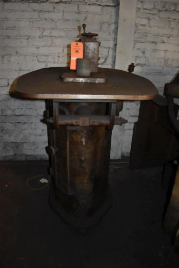 PETERSEN VERTICAL PROFILE GRINDER, 30" x 42" TABLE,