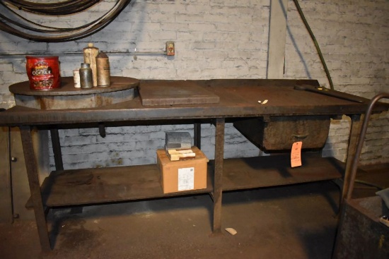 WORKBENCH WITH STEEL LEGS, WOOD TOP/DRAWER,