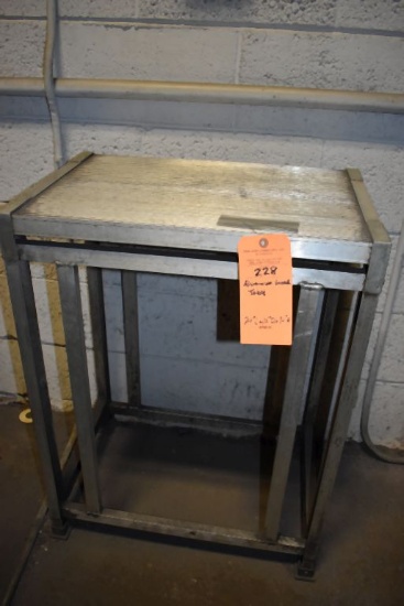 ALUMINUM WORK TABLE, 24"L x 16"D x 31"H