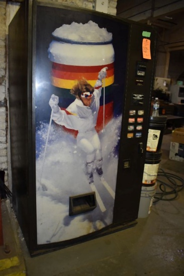 SODA VENDING MACHINE, 8 SELECTIONS WITH KEY,