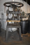 STECKER SCREW PRESS, MACHINE #05