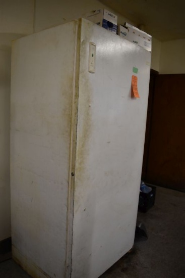 FRIGIDAIRE UPRIGHT FREEZER, WHITE, MODEL #FFU21SHWR,