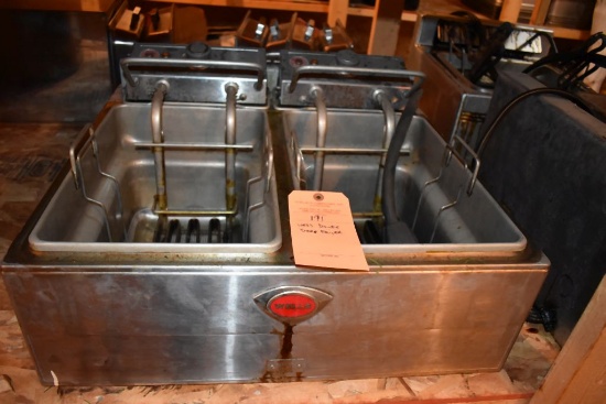WELLS DOUBLE DEEP FRYER