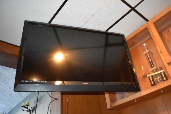 47" VIZIO FLAT PANEL T.V., MODEL VIZO E470VLE,