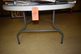 5' DIAMETER ROUND WHITE PLASTIC FOLDING TABLE,