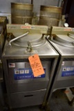 BROASTER 1800 ELECTRIC BROASTER, MODEL 1800E,