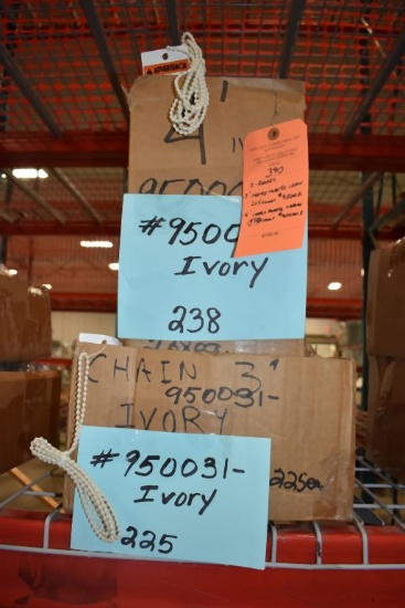 (2) BOXES - 3' IVORY PLASTIC CHAIN 225 COUNT