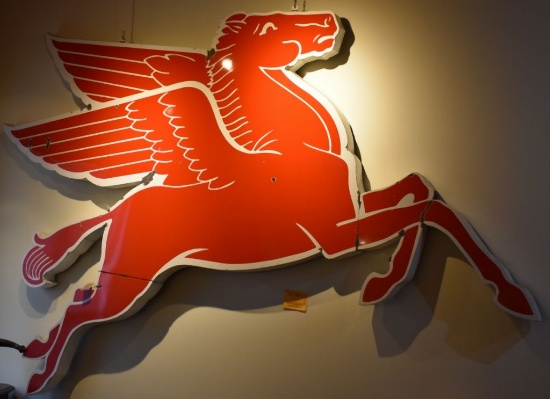 PEGASUS RIGHT FACING COOKIE CUTTER SIGN, 8' LONG!