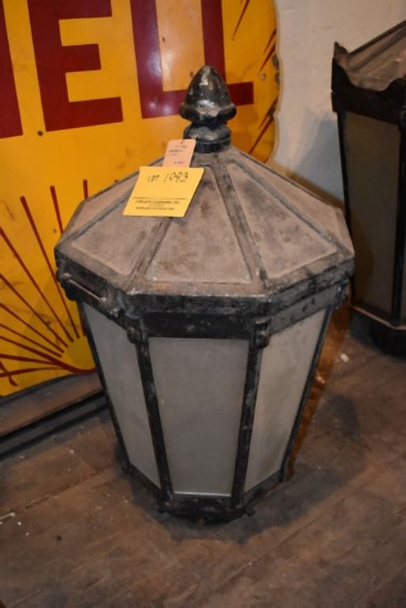 FEDERAL LIGHT FIXTURE FOR POST