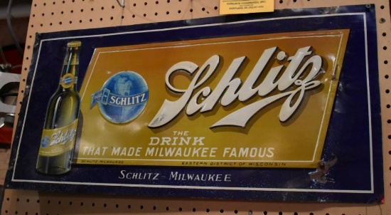 SCHLITZ "THE DRINK THAT MADE MILWAUKEE FAMOUS" SIGN,