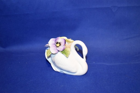 BALMORAL CHINA ENGLAND FINE BONE CHINA,