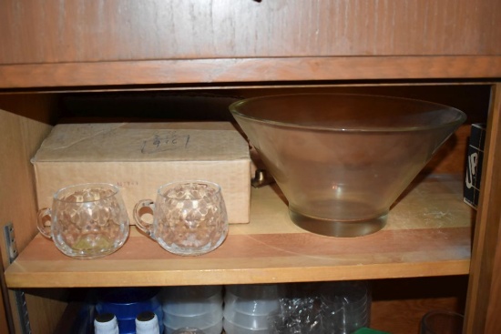 (6) PUNCH CUPS W/PUNCH BOWL