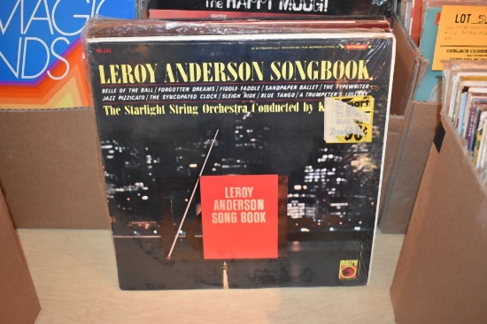 BOX W/45+ VINYL RECORDS: BOSTON POP STARS,